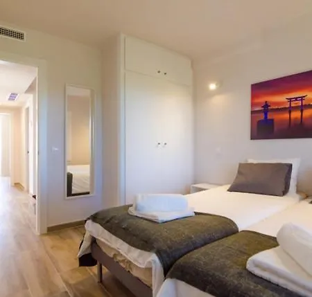 Sleeps 26 With Pool * Lloret de Mar
