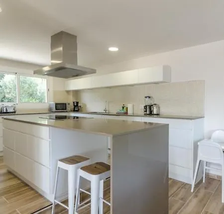 Sleeps 26 With Pool * Lloret de Mar