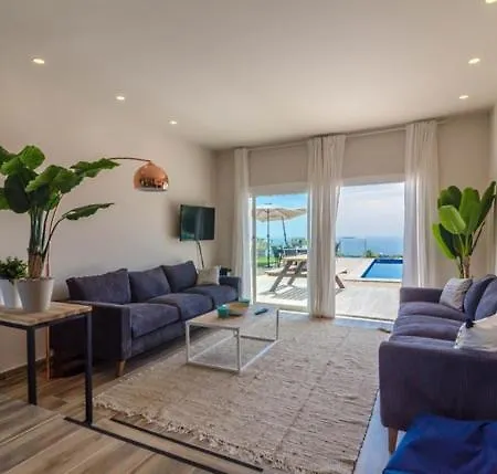 Sleeps 26 With Pool Villa *